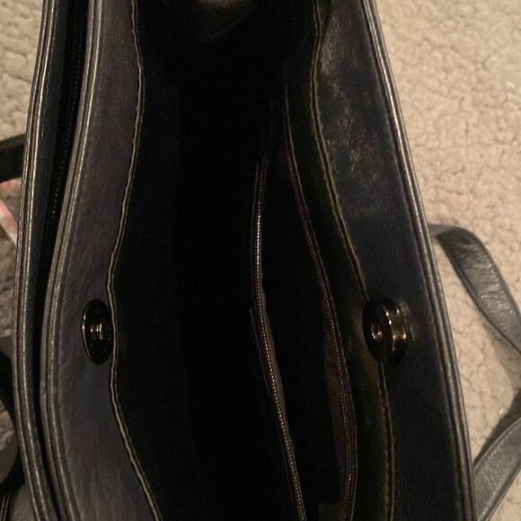 Perlina Black Shoulder Bag Purse Satchel - Picture 9 of 9